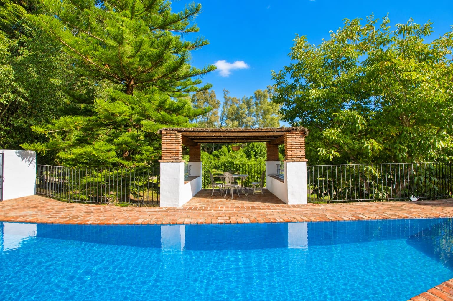 8 bedroom Finca/Country House for sale in Gaucin with pool garage - € 2,700,000 (Ref: 9414567)