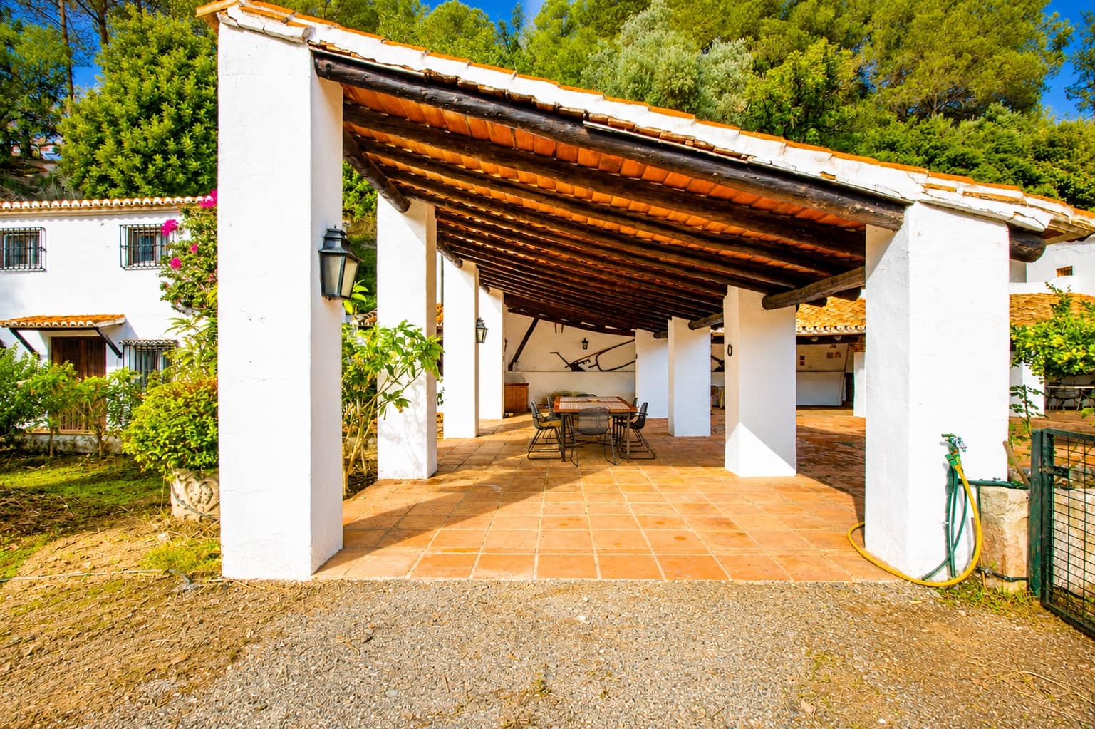 8 bedroom Finca/Country House for sale in Gaucin with pool garage - € 2,700,000 (Ref: 9414567)
