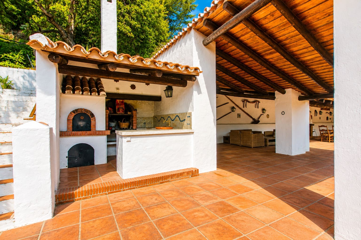 8 bedroom Finca/Country House for sale in Gaucin with pool garage - € 2,700,000 (Ref: 9414567)