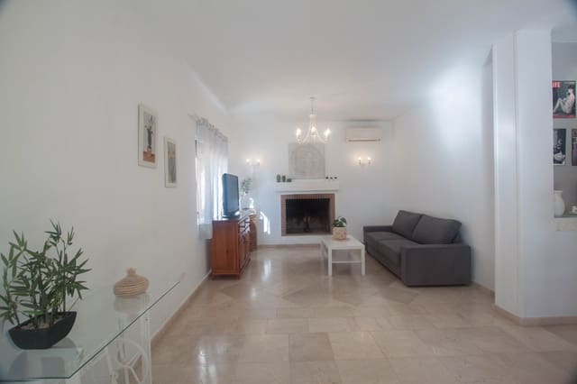 4 slaapkamer Finca/Landhuis te koop in Estepona met zwembad garage - € 795.000 (Ref: 9436417)