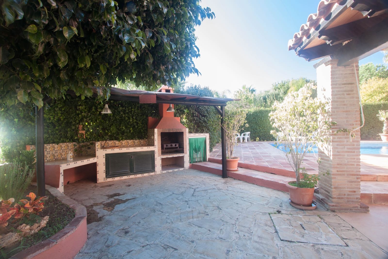 4 slaapkamer Finca/Landhuis te koop in Estepona met zwembad garage - € 795.000 (Ref: 9436417)