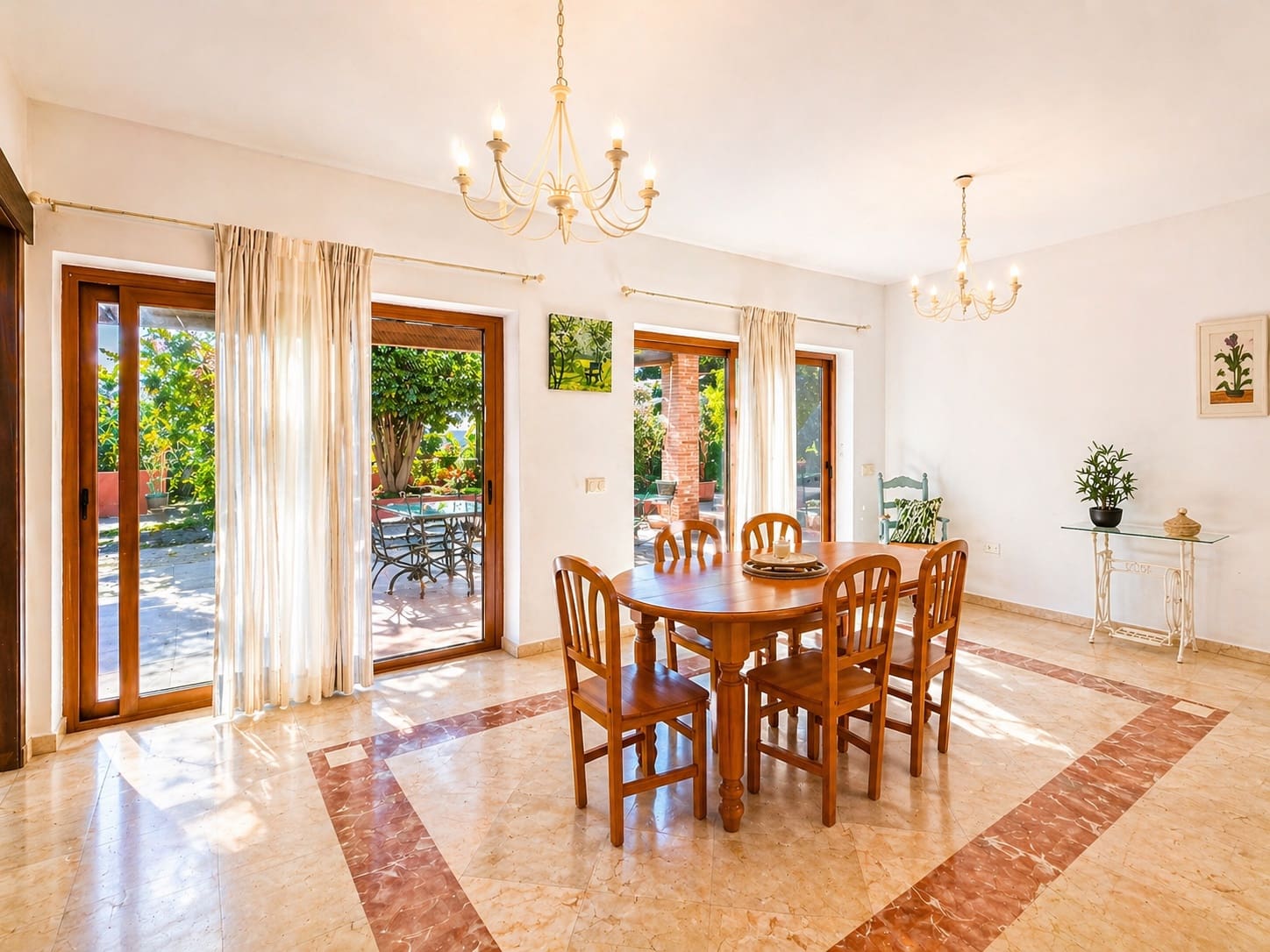 4 bedroom Finca/Country House for sale in Estepona with pool garage - € 795,000 (Ref: 9436417)