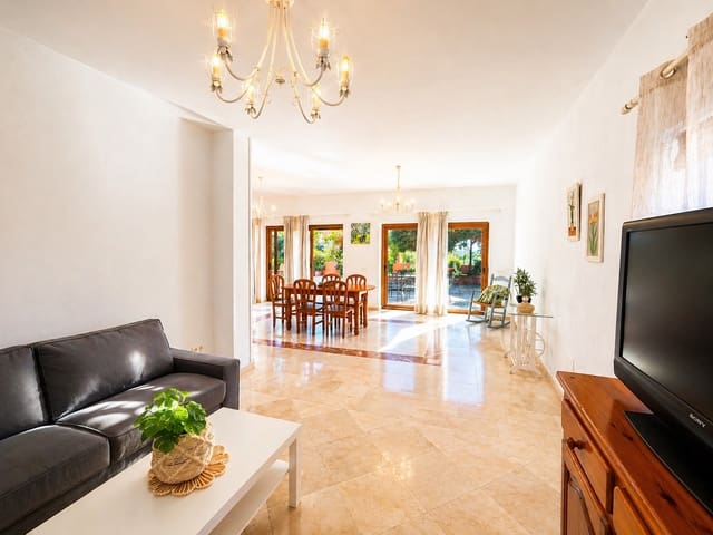 4 Zimmer Finca/Landgut zu verkaufen in Estepona mit Pool Garage - 795.000 € (Ref: 9436417)