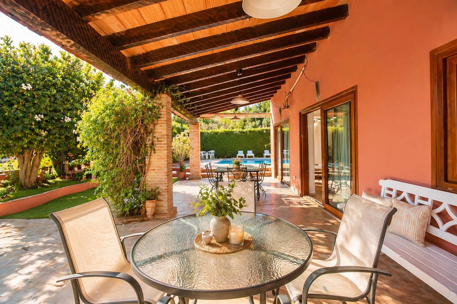 4 bedroom Finca/Country House for sale in Estepona with pool garage - € 795,000 (Ref: 9436417)