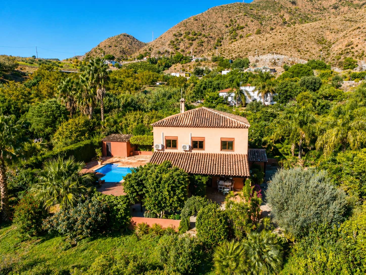4 bedroom Finca/Country House for sale in Estepona with pool garage - € 795,000 (Ref: 9436417)