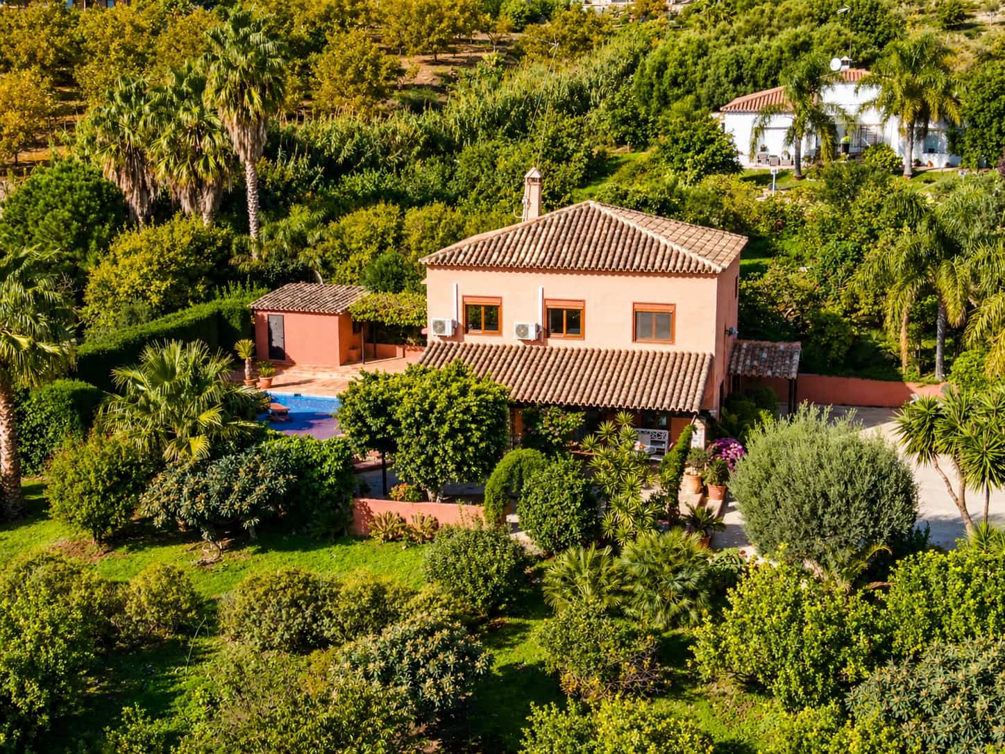4 bedroom Finca/Country House for sale in Estepona with pool garage - € 795,000 (Ref: 9436417)