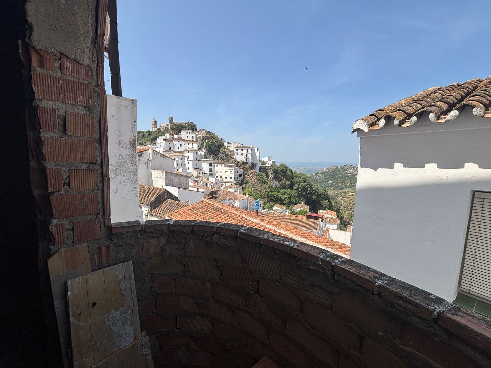 Casa de 2 habitaciones en Casares en venta - 75.000 € (Ref: 9499970)