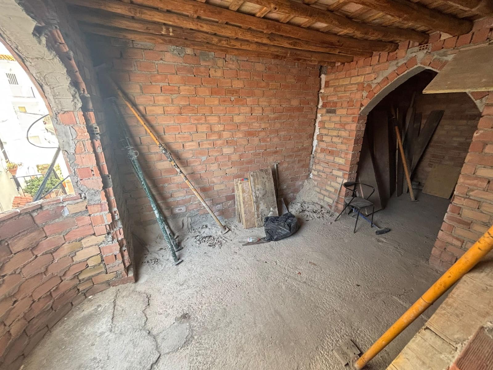 Casa de 2 habitaciones en Casares en venta - 75.000 € (Ref: 9499970)