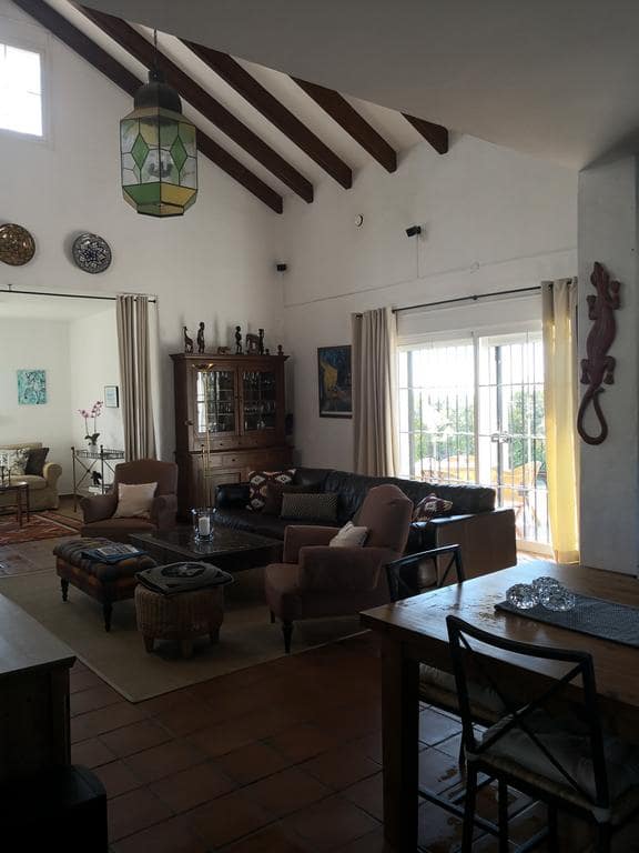 4 slaapkamer Finca/Landhuis te koop in Estepona met zwembad garage - € 1.300.000 (Ref: 9700142)