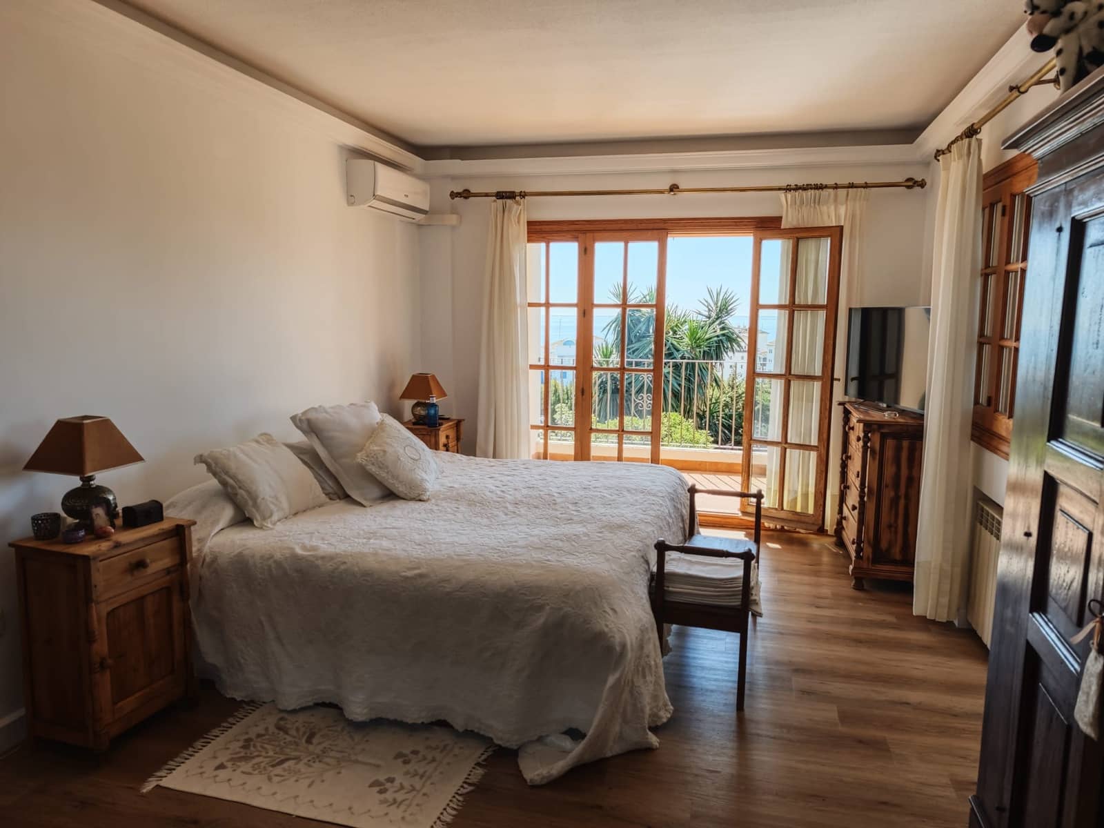 4 slaapkamer Huis te koop in Manilva met zwembad garage - € 1.750.000 (Ref: 9752376)