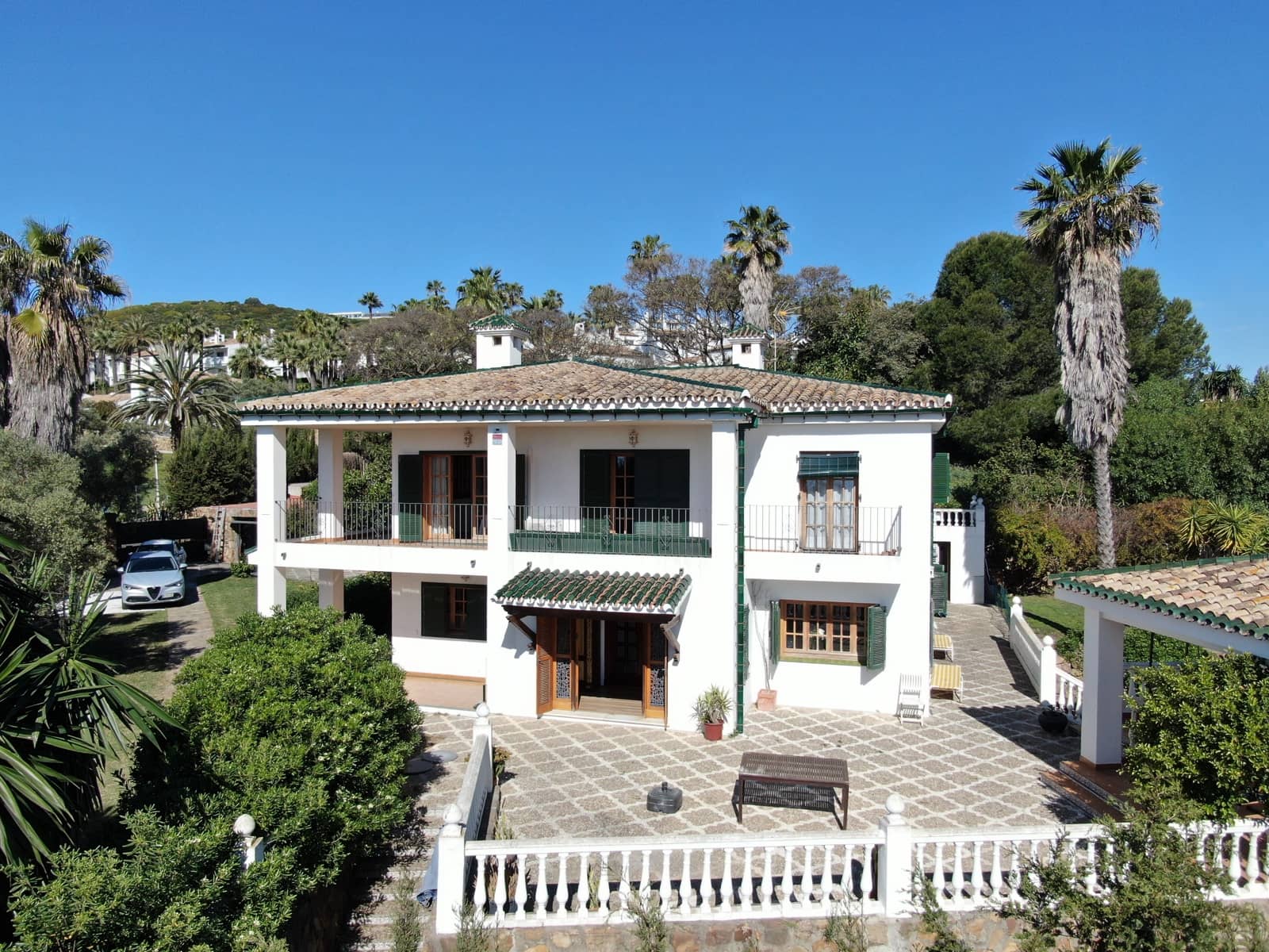 4 slaapkamer Huis te koop in Manilva met zwembad garage - € 1.750.000 (Ref: 9752376)