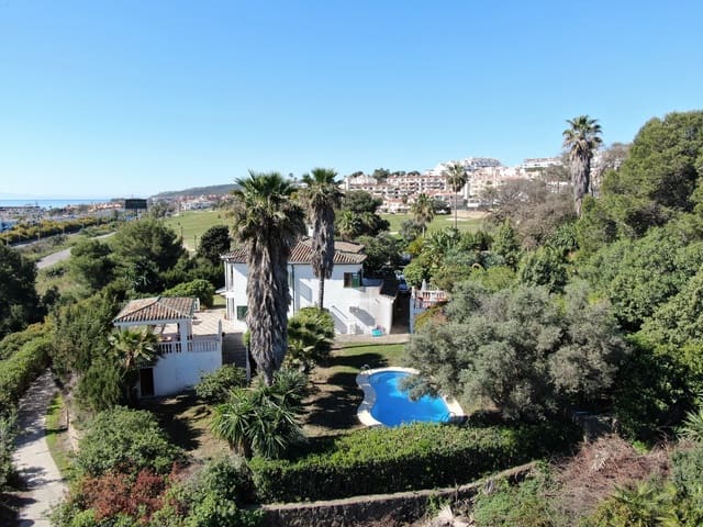 4 slaapkamer Huis te koop in Manilva met zwembad garage - € 1.750.000 (Ref: 9752376)