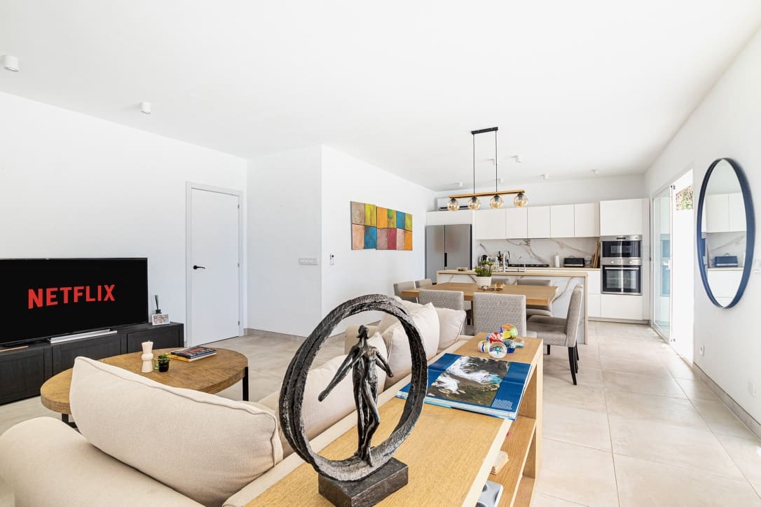 3 chambre Finca/Maison de Campagne à vendre à Estepona avec piscine garage - 875 000 € (Ref: 9779087)