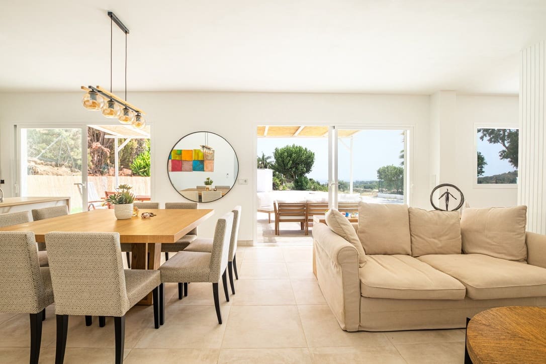 3 chambre Finca/Maison de Campagne à vendre à Estepona avec piscine garage - 875 000 € (Ref: 9779087)