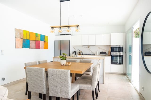 Finca/Casa Rural de 3 habitaciones en Estepona en venta con piscina garaje - 875.000 € (Ref: 9779087)