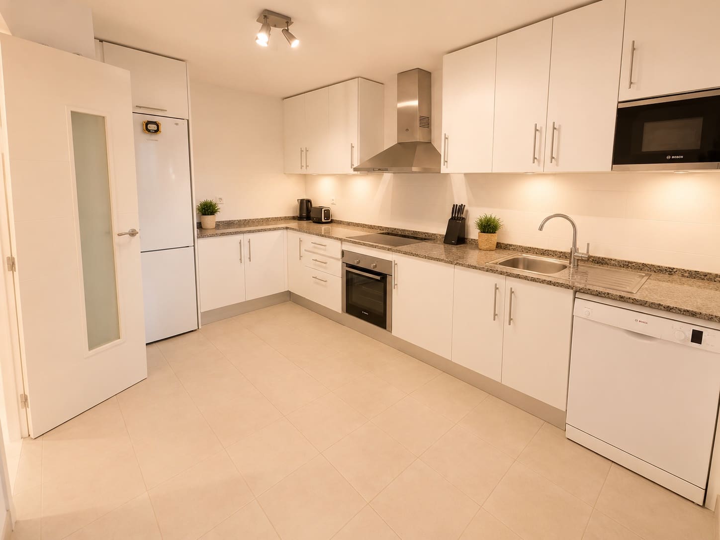 2 soveværelse Strandlejlighed til salg i Casares med swimmingpool garage - € 319.000 (Ref: 9841500)