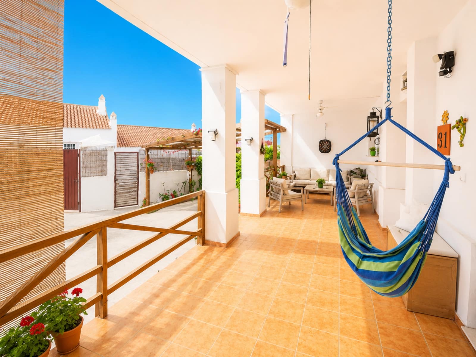 3 soverom Hus til salgs i Casares med garasje - € 380 000 (Ref: 9865997)
