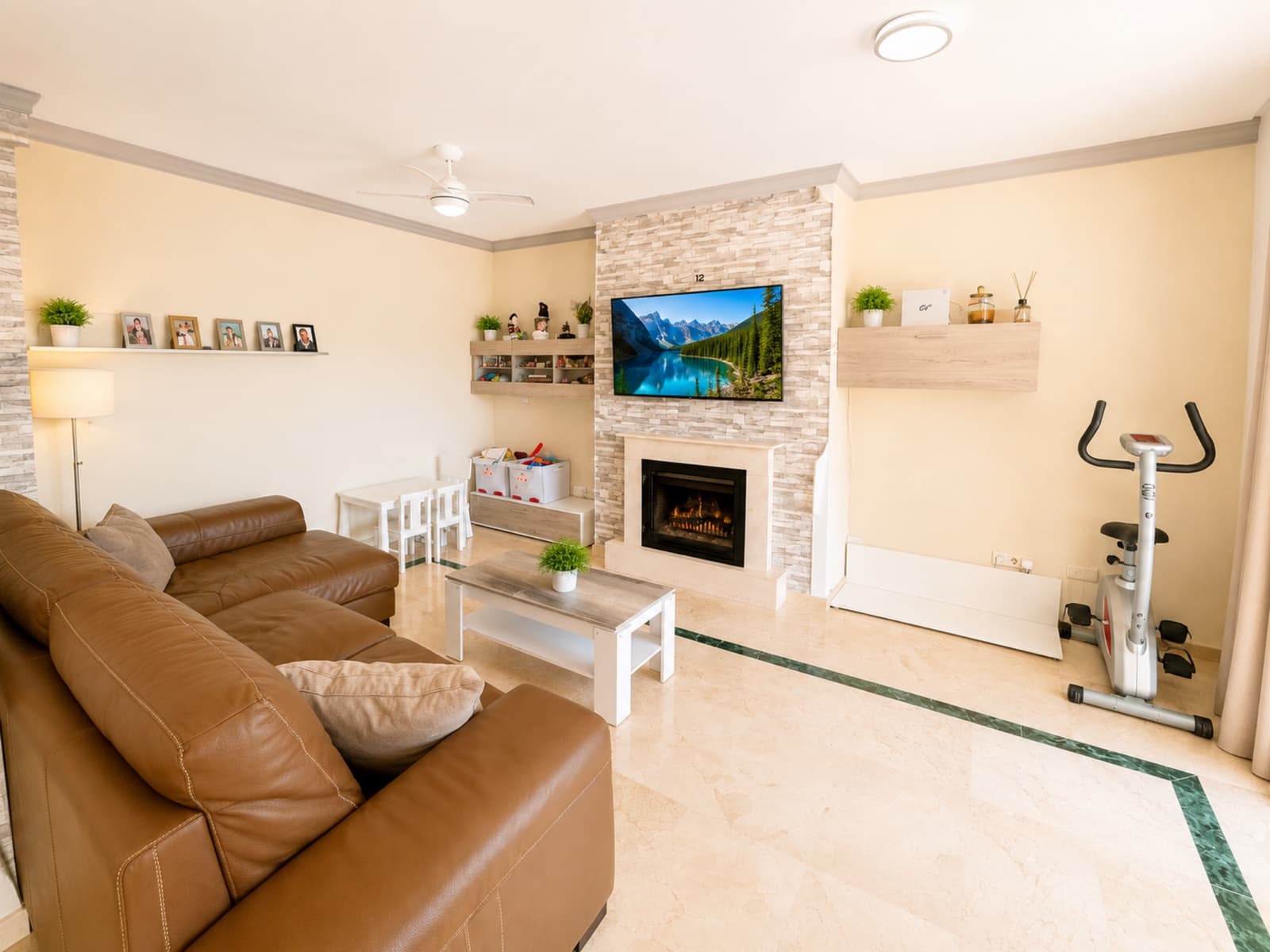 3 soverom Hus til salgs i Casares med garasje - € 380 000 (Ref: 9865997)
