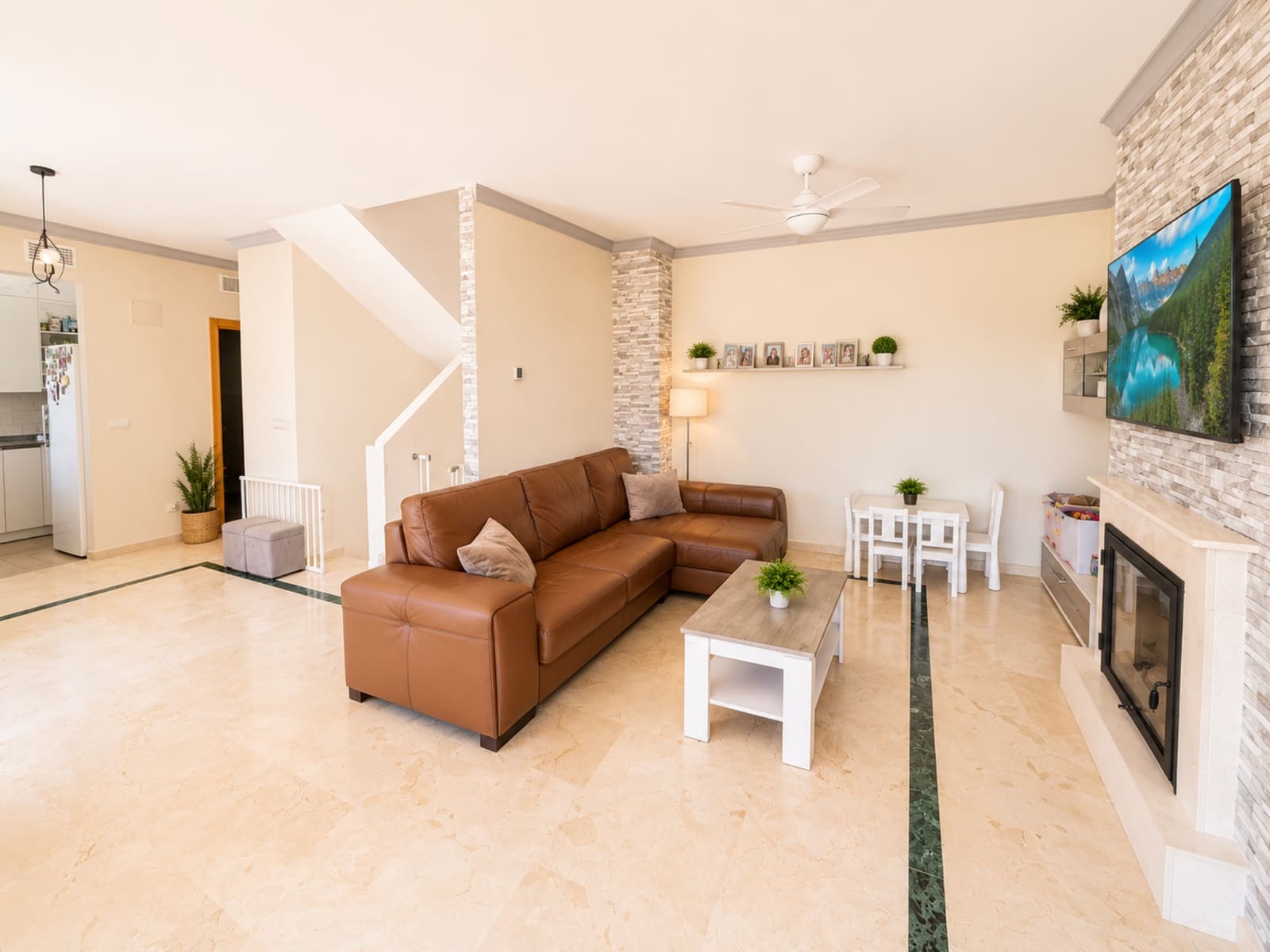 3 soverom Hus til salgs i Casares med garasje - € 380 000 (Ref: 9865997)