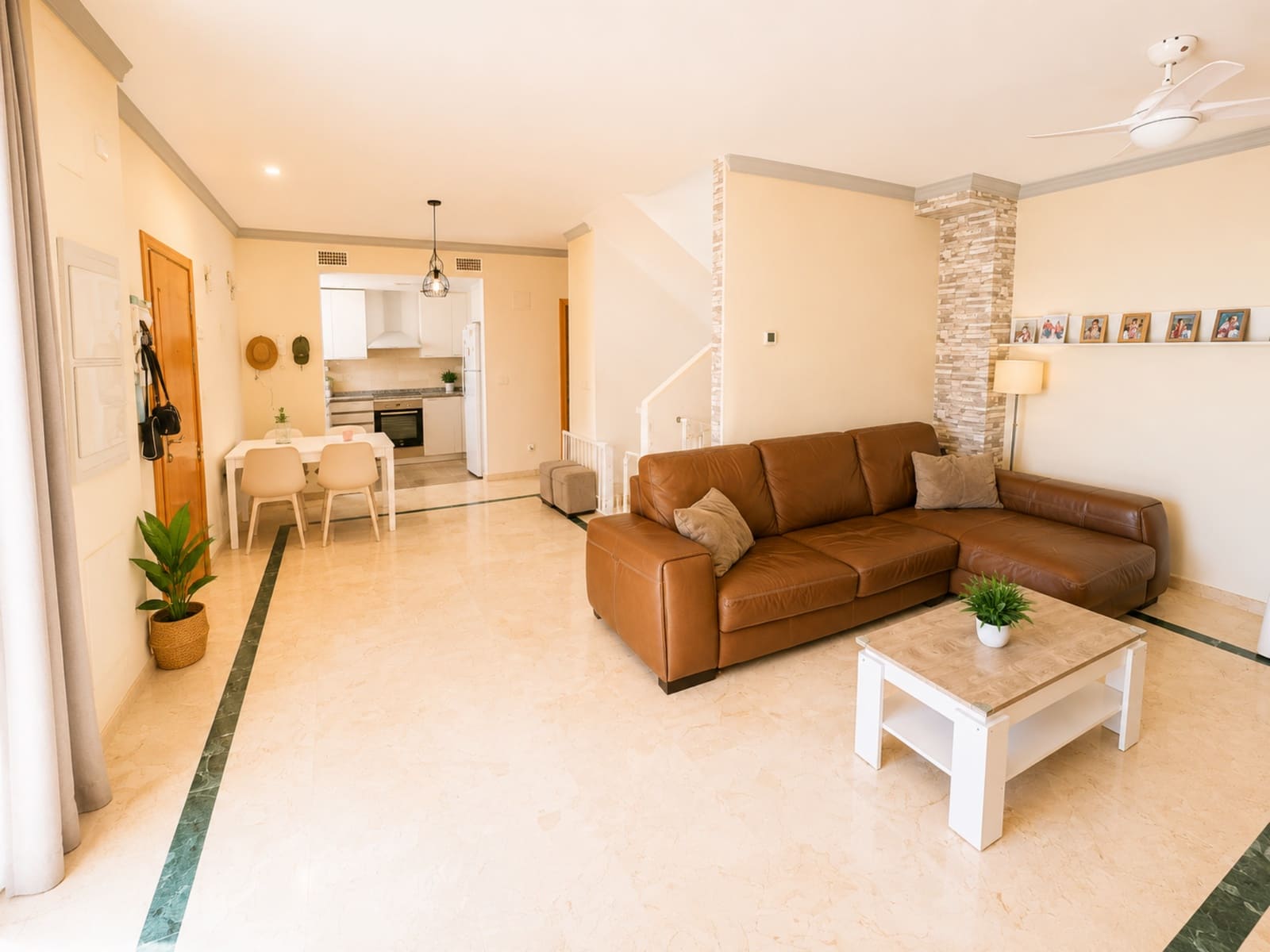 3 soverom Hus til salgs i Casares med garasje - € 380 000 (Ref: 9865997)