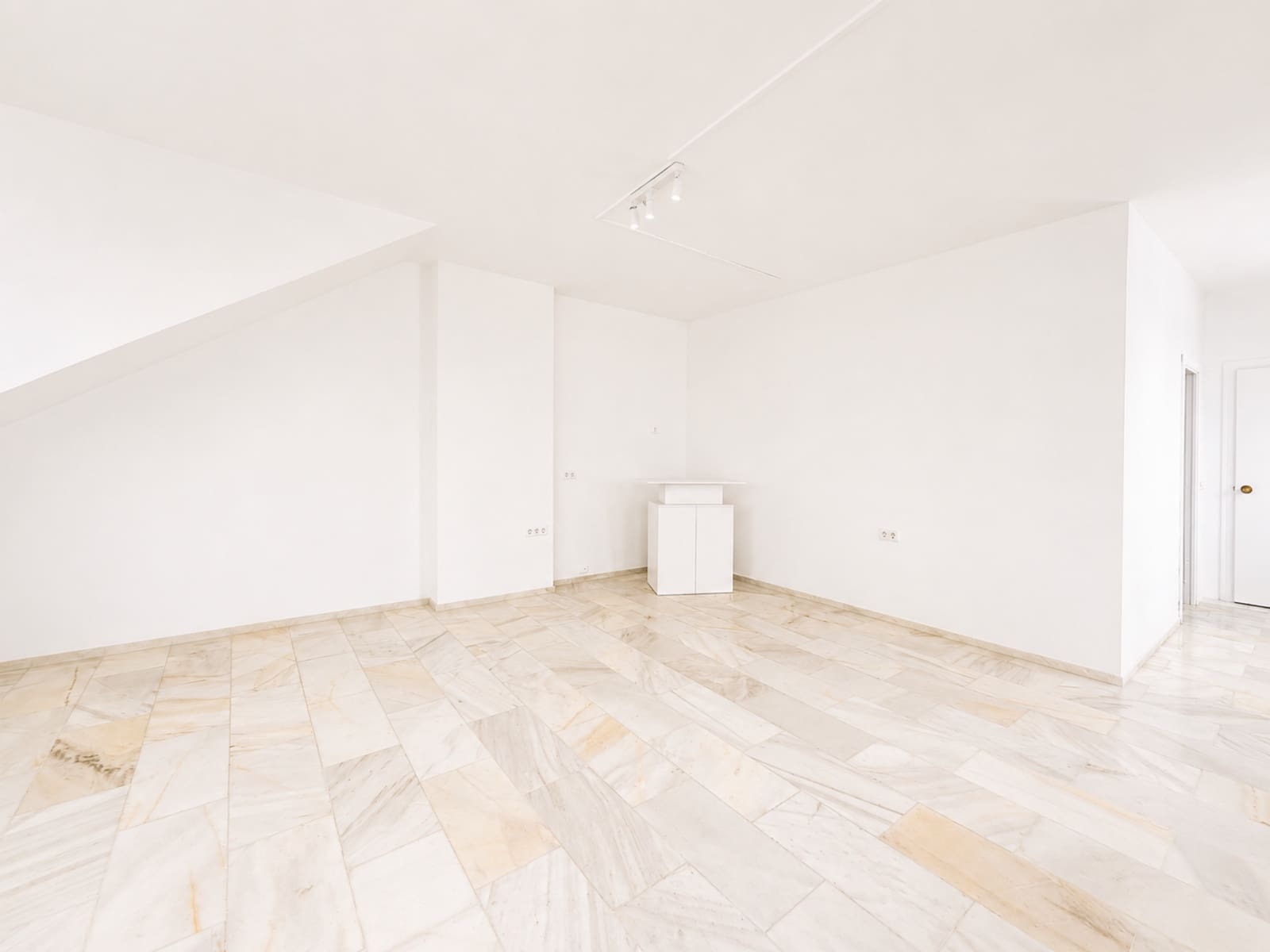 3 soverom Kjedet enebolig til salgs i Casares - € 265 000 (Ref: 9889072)