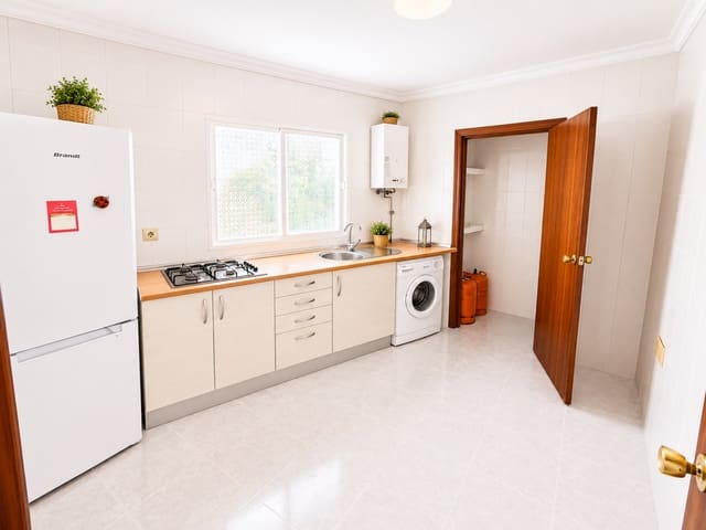 3 soverom Kjedet enebolig til salgs i Casares - € 265 000 (Ref: 9889072)