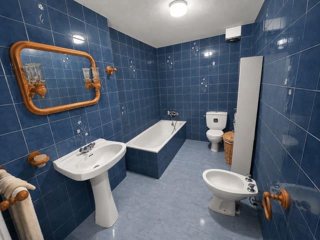 3 soveværelse Byhus til salg i Casares - € 220.000 (Ref: 9889219)