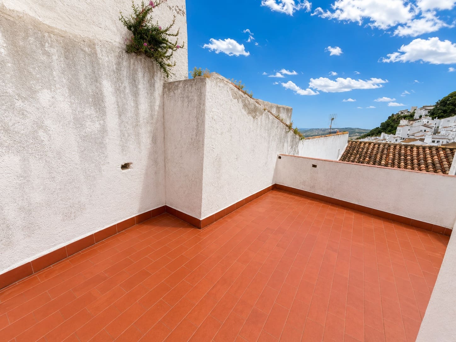 3 soveværelse Byhus til salg i Casares - € 220.000 (Ref: 9889219)