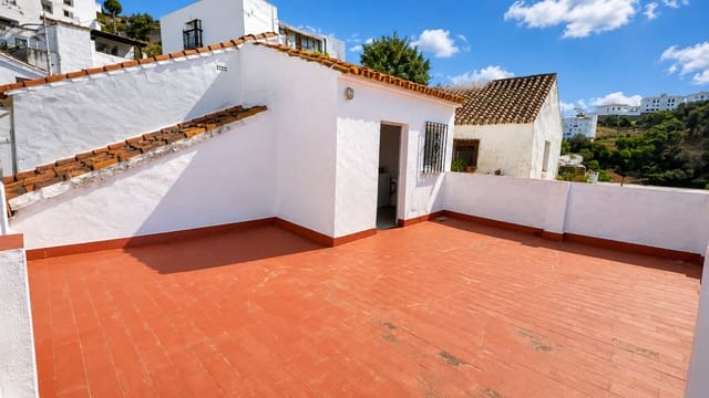 3 soveværelse Byhus til salg i Casares - € 220.000 (Ref: 9889219)