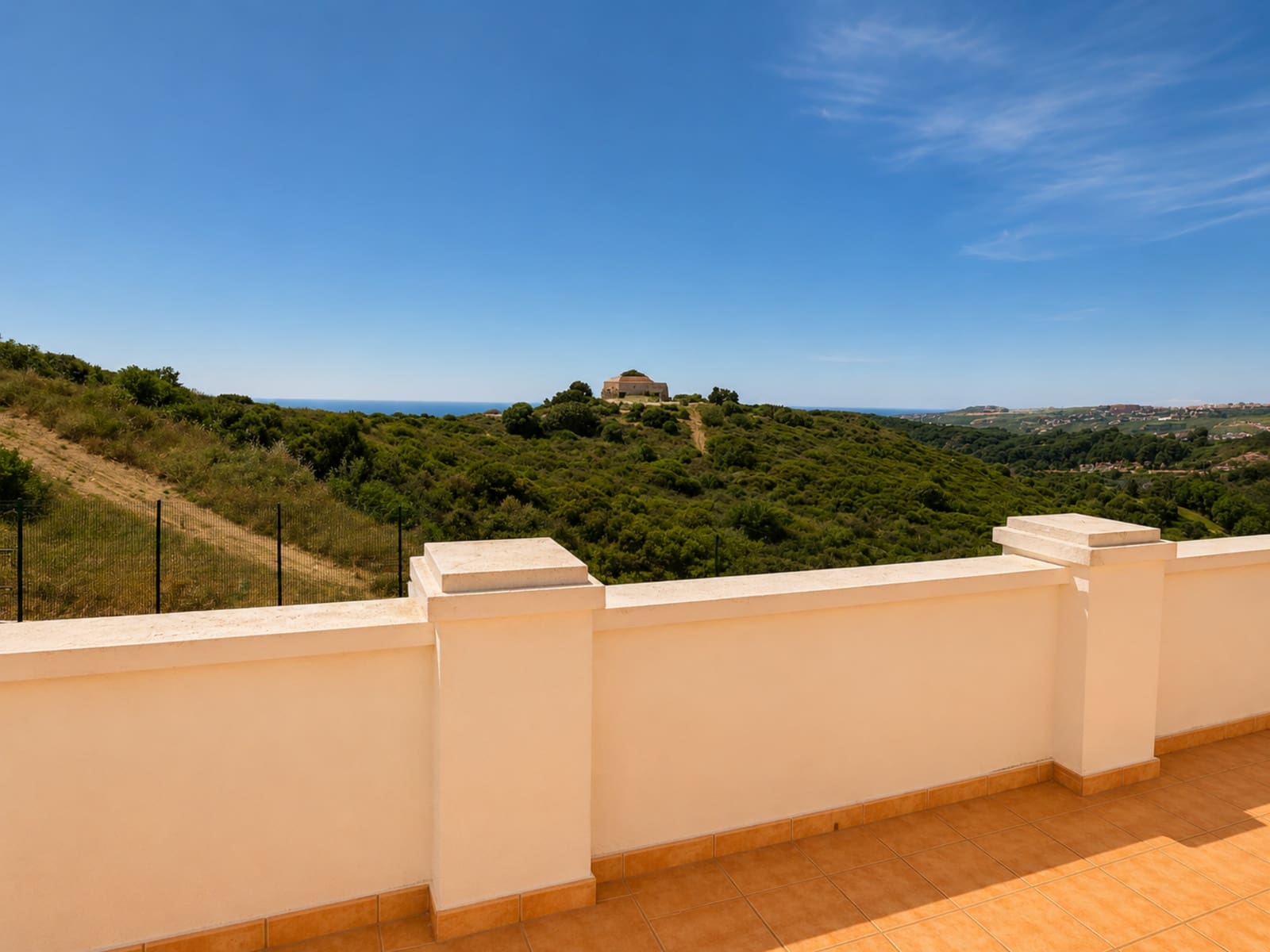 3 chambre Villa/Maison Semi-Mitoyenne à vendre à Casares avec piscine garage - 479 000 € (Ref: 9893033)