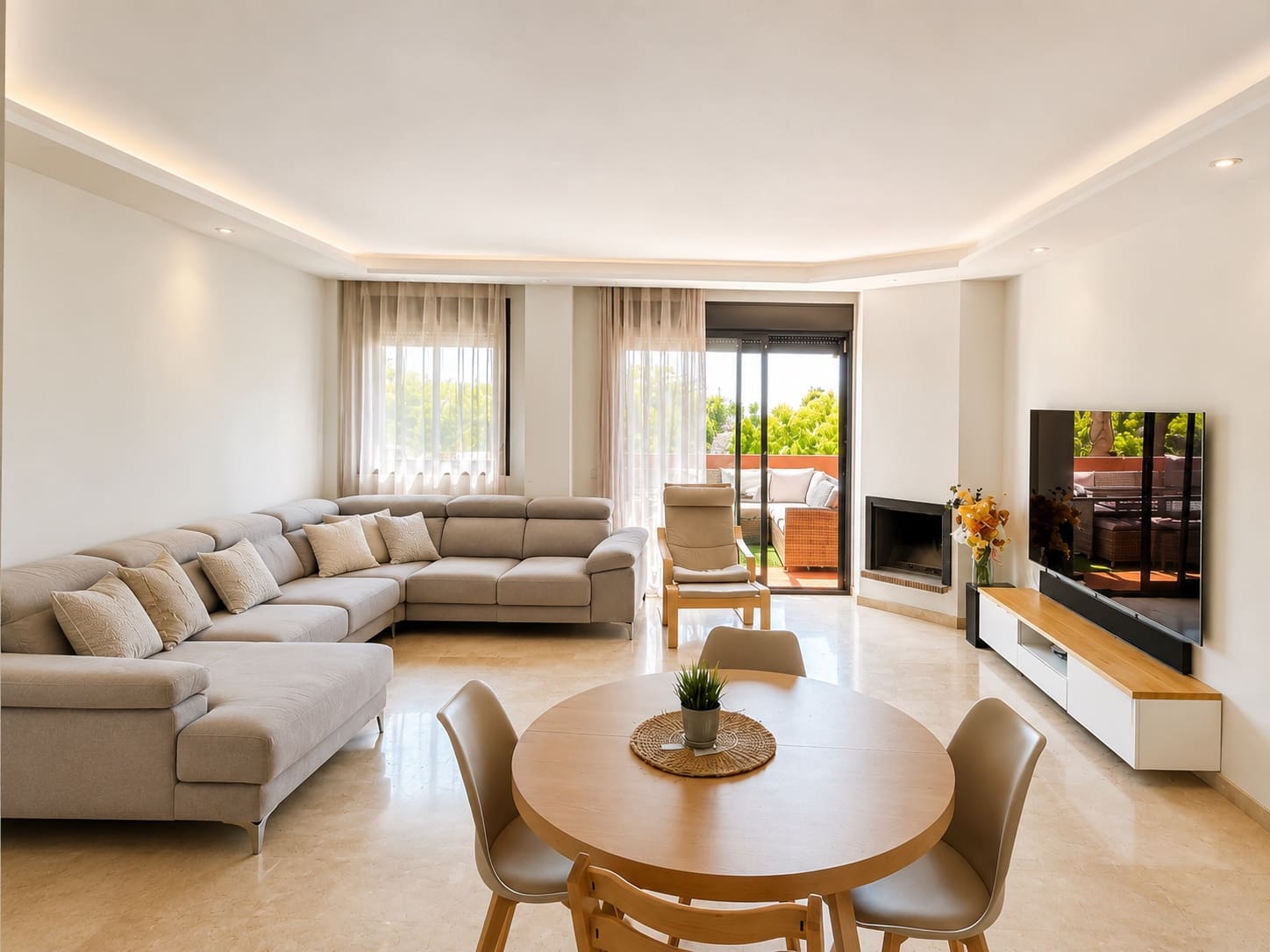 4 soverom Strandleiligheter til salgs i Casares med svømmebasseng garasje - € 395 000 (Ref: 9904997)