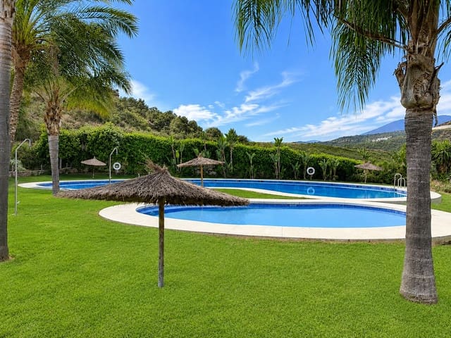 4 soverom Strandleiligheter til salgs i Casares med svømmebasseng garasje - € 395 000 (Ref: 9904997)