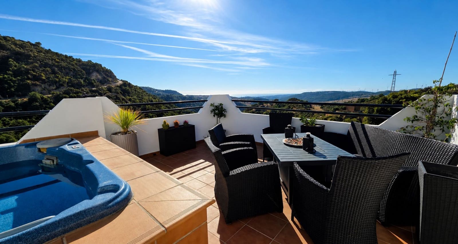 Byhus til salg i Casares med garage - € 340.000 (Ref: 9913681)