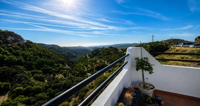 Haus zu verkaufen in Casares mit Garage - 340.000 € (Ref: 9913681)