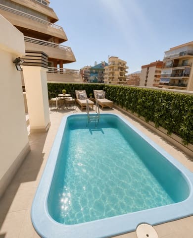 3 chambre Appartement de Plage à vendre à Marbella Centro, Marbella avec piscine garage - 1 690 000 € (Ref: 9956091)