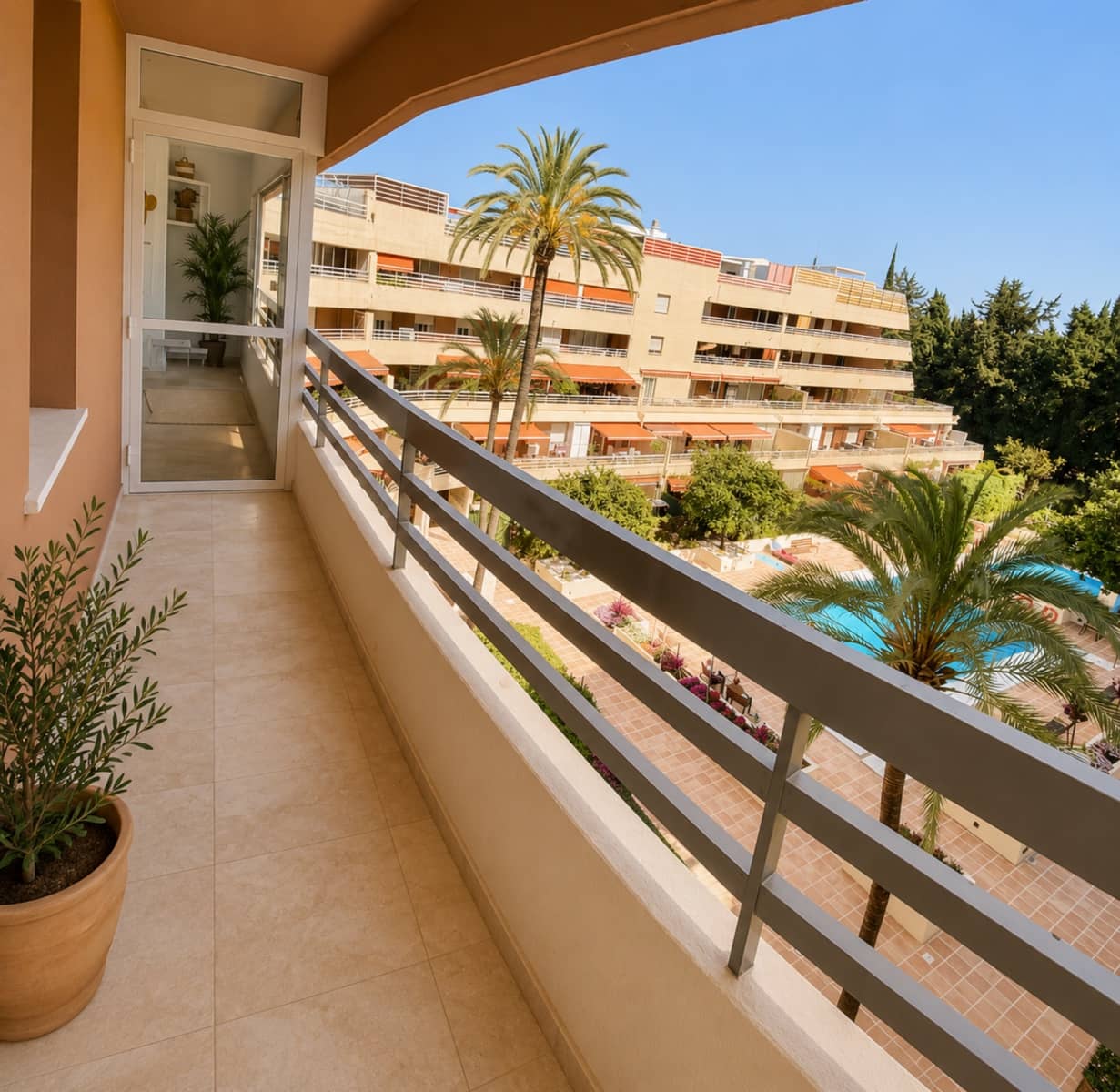 3 chambre Appartement de Plage à vendre à Marbella avec piscine garage - 1 690 000 € (Ref: 9956091)