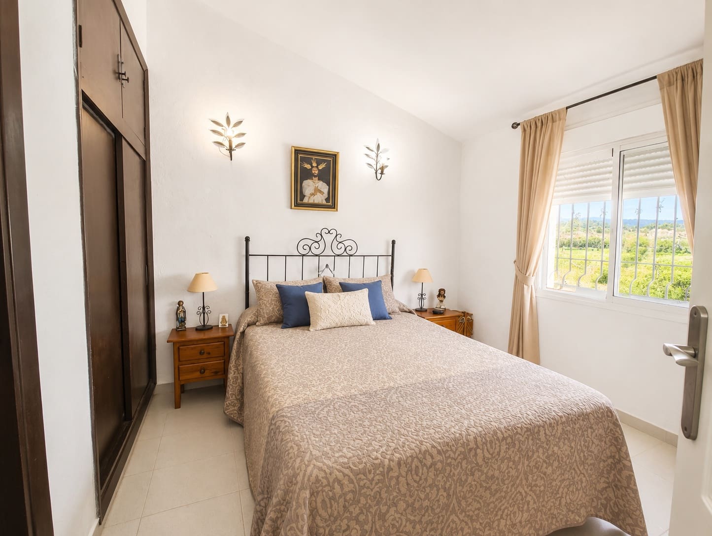 6 bedroom Finca/Country House for sale in Estepona with pool garage - € 900,000 (Ref: 9968405)