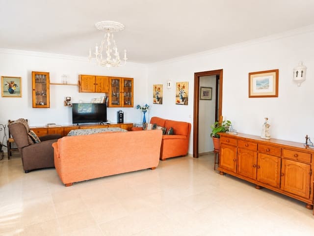 6 soverom Finca/Herregård til salgs i Estepona med svømmebasseng garasje - € 900 000 (Ref: 9968405)