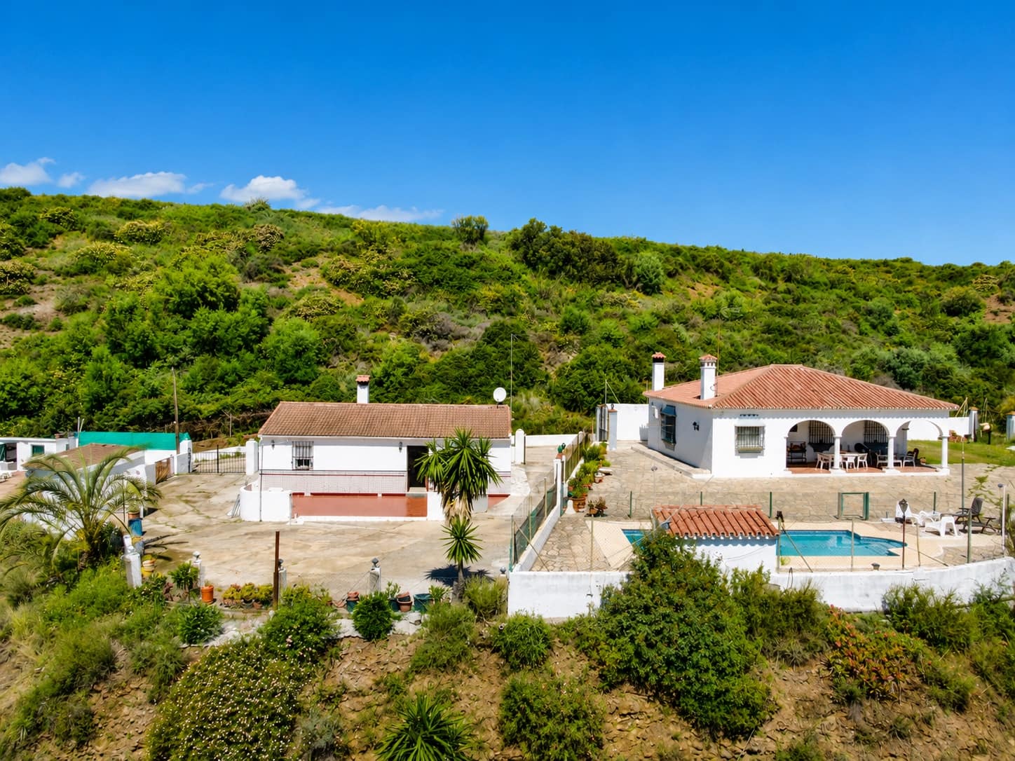 6 bedroom Finca/Country House for sale in Estepona with pool garage - € 900,000 (Ref: 9968405)