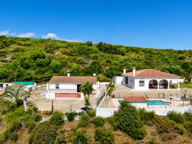 6 soverom Finca/Herregård til salgs i Estepona med svømmebasseng garasje - € 900 000 (Ref: 9968405)