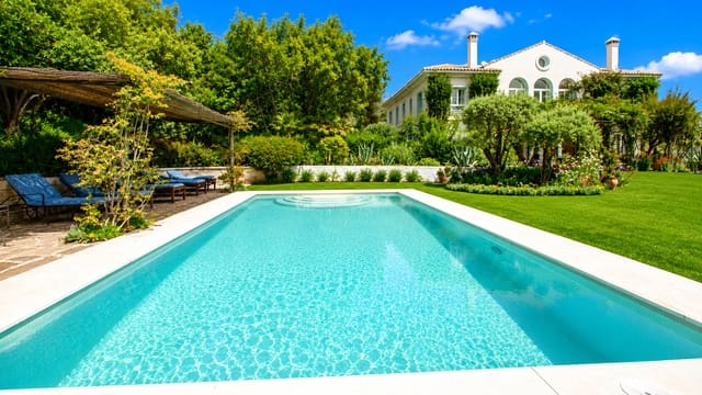 8 soveværelse Finca/Landehus til salg i Gaucín med swimmingpool garage - € 2.490.000 (Ref: 9974261)