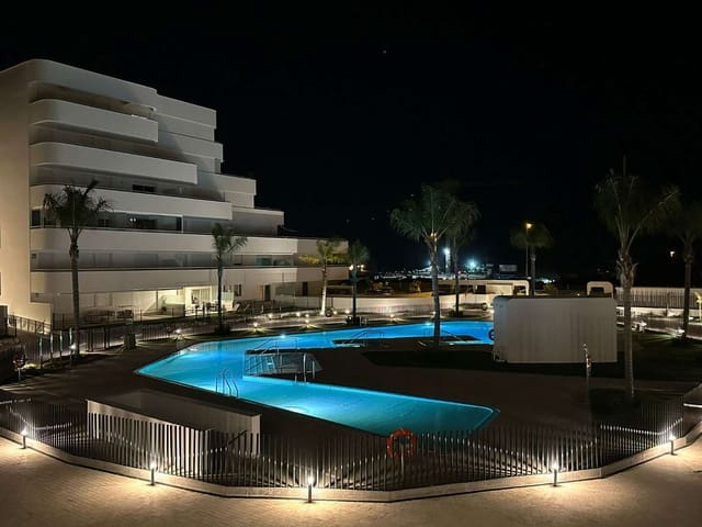 1 quarto Apartamento de Praia para venda em Torre del Mar, Vélez-Málaga com piscina garagem - 365 000 € (Ref: 10011805)