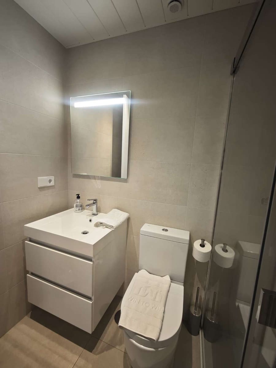 1 quarto Apartamento de Praia para venda em Torre del Mar com piscina garagem - 365 000 € (Ref: 10011805)