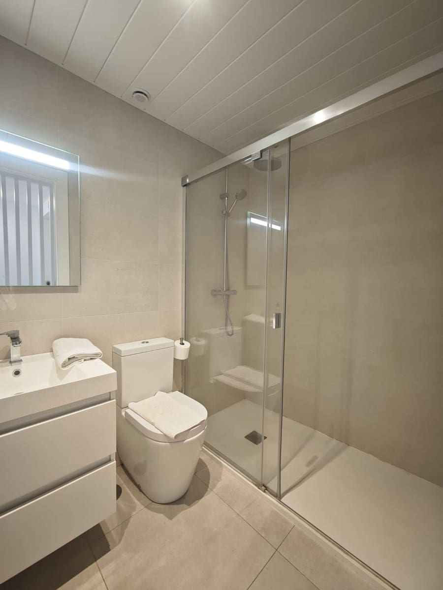 1 quarto Apartamento de Praia para venda em Torre del Mar com piscina garagem - 365 000 € (Ref: 10011805)