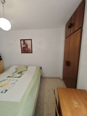4 bedroom Flat for sale in Torre del Mar, Vélez-Málaga - € 365,000 (Ref: 10011806)