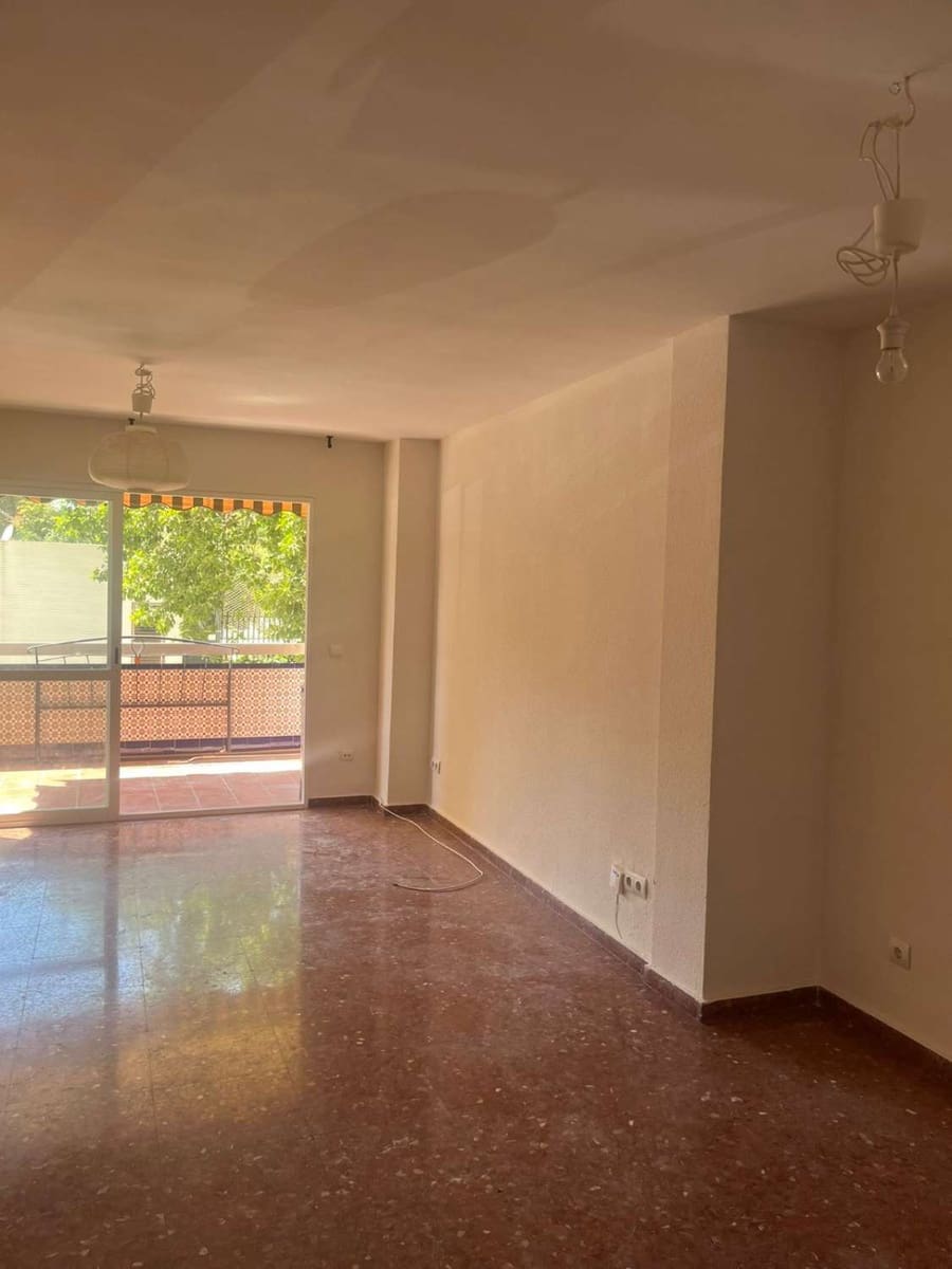 4 soverom Leilighet til salgs i Malaga by - € 330 000 (Ref: 10011809)