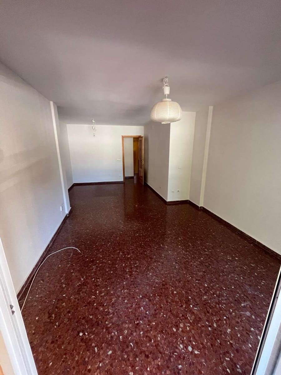 4 soverom Leilighet til salgs i Malaga by - € 330 000 (Ref: 10011809)