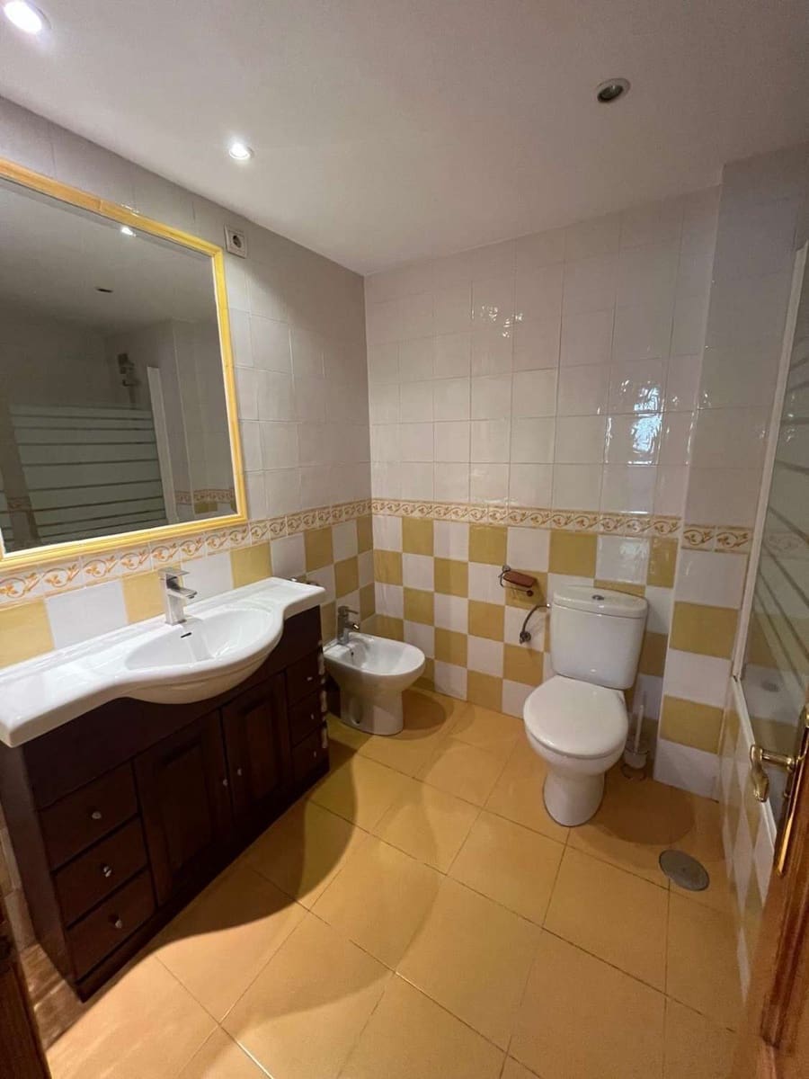 4 soverom Leilighet til salgs i Malaga by - € 330 000 (Ref: 10011809)