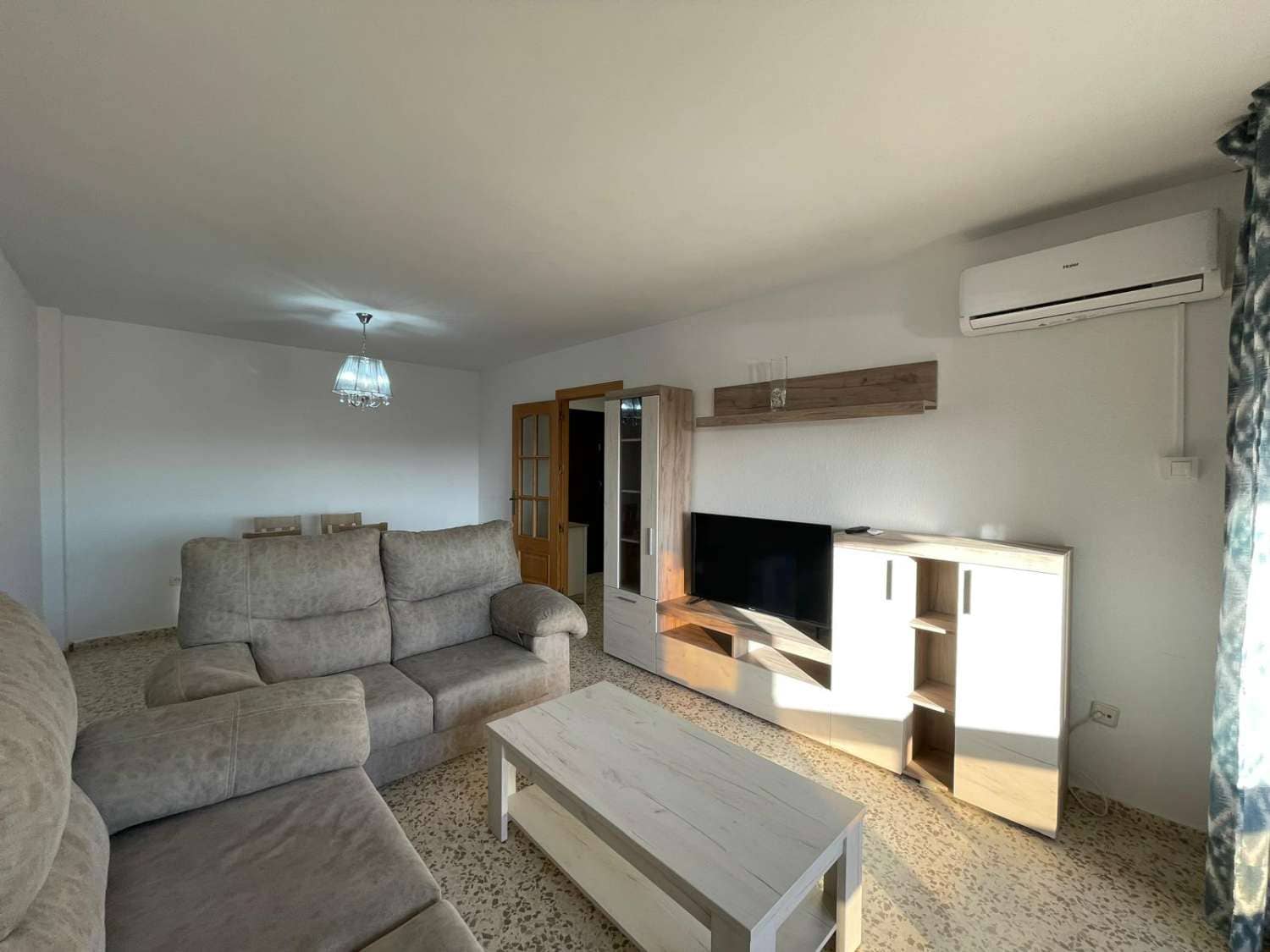 3 bedroom Flat for sale in Torre del Mar with pool garage - € 330,000 (Ref: 10011812)