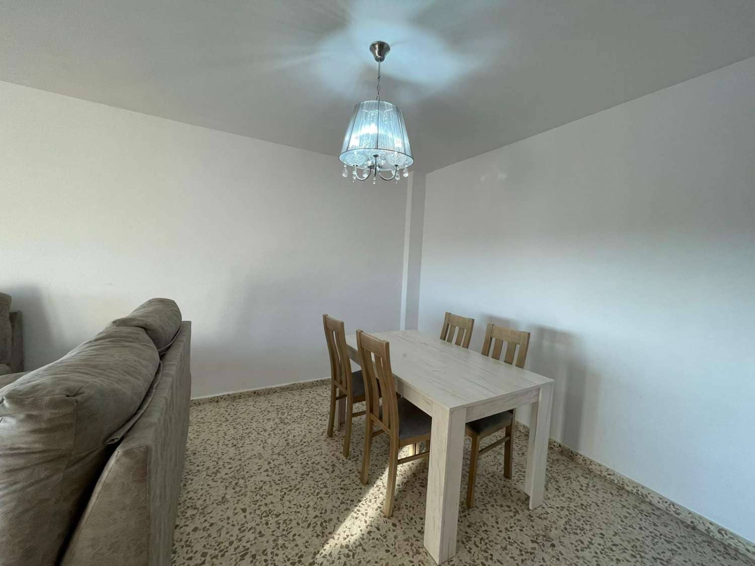 3 bedroom Flat for sale in Torre del Mar with pool garage - € 330,000 (Ref: 10011812)